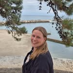 DJ-udlejning til fester og events med professionel lyd og lysudstyr.